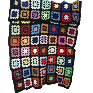 Vintage 70s MCM Granny Square Crochet Afghan Blanket Bedspread Throw 50x66 Black
